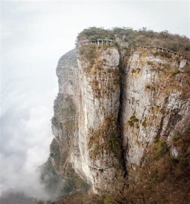 天門山有哪些景區，是否真的有數不清的奇觀等著我們去探索？